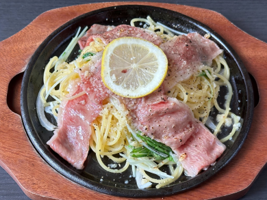 間もなく終了！限定パスタ【博多和牛の檸檬ステーキ風スパゲッティ】　