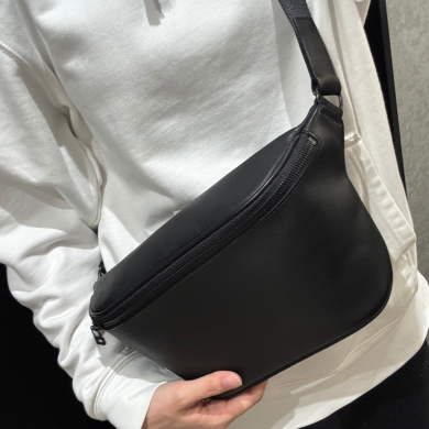【カバン紹介】ヴェーデン ボディバック【新商品】