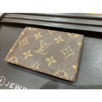 ルイ・ヴィトンモノグラムカードケースお買取しました！