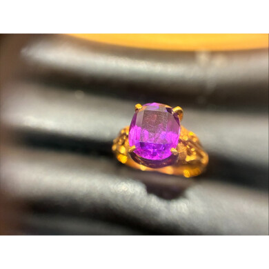 【紫色の石付きK18リングを高価買取いたしました！💍✨】金・色石ジュエリーの買取はジュエルカフェ アミュプラザ博多店へ♪