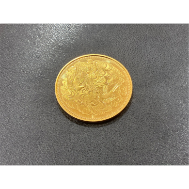 「昭和天皇御在位60年記念 10万円金貨」の高価買取！