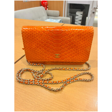【買取実績】CHANELのパイソンレザーチェーンショルダーバッグを高価買取いたしました✨