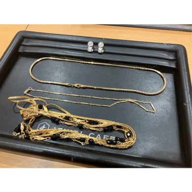 他店でお値段が付かなかったメッキジュエリーをお買取いたしました！✨