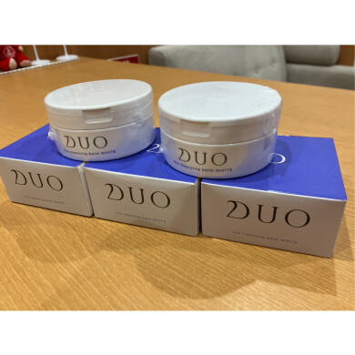 DUO クレンジングバーム ホワイト 90gをおまとめでお買取いたしました！