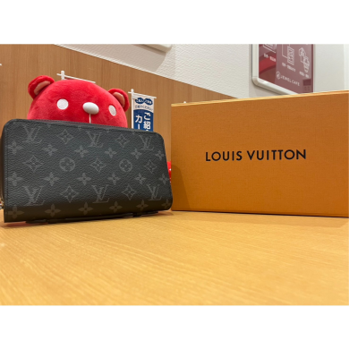 ルイヴィトン長財布モノグラムエクリプスジッピーXLをお買取り致しました！