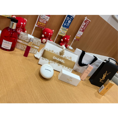 ブランドコスメお買取りさせて頂きました!