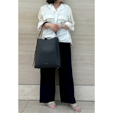 【新作🤍】シンプルな縦型トートバッグ👜
