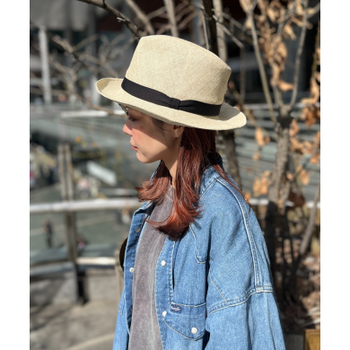 【カジュアルな装いにも馴染む🎩🍃ペーパークロスの中折れハット】