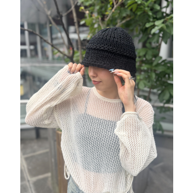 【さり気ない個性が光る逸品✨💗チェーン糸を編み込んだシングルニット】