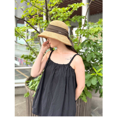 【フロントの丸みが可愛らしい◐メトロハット】