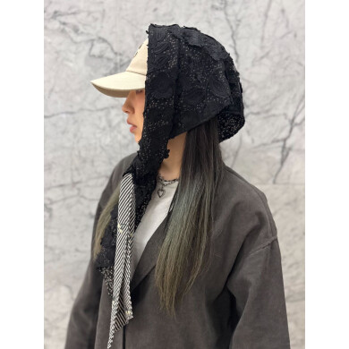 【アレンジ力抜群👍💕バブーシュカ×キャップ】