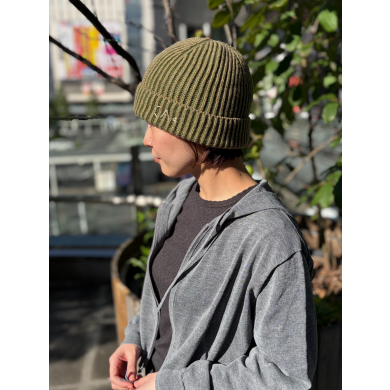 【ラフな雰囲気が魅力🍃✨2色の糸を使用した折り返しニット】