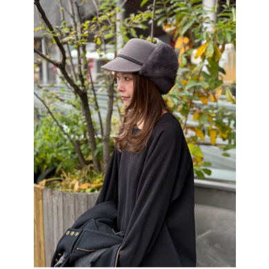 【シコロはモフモフで暖かい❄ファー付き型キャス】