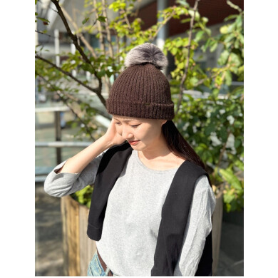 【定番商品◍ポンポンは取り外し可能○折り返しニット帽】