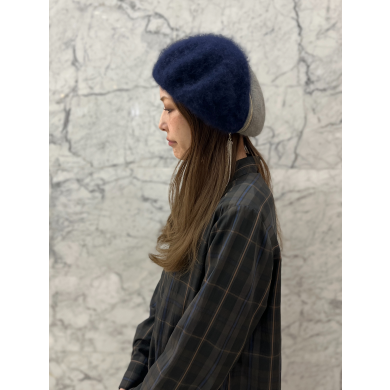 【真ん中にはチャックが!?デザイン性ばっちりのベレー】