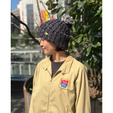 【秋冬コーディネートのアクセントにピッタリ👍💕2種類の糸で編み上げた折り返しニット】