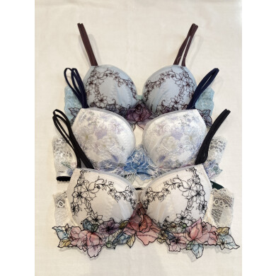 ☆パーソナルフィットプラスブラ入荷☆