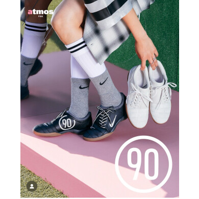 NIKE T90