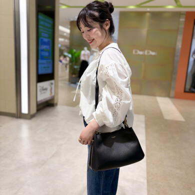 【ヴィオラドーロ】キレイめにも、カジュアルシーンにも⭕️