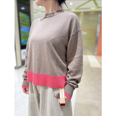 【trois】1枚で決まる、バイカラーニット🧶