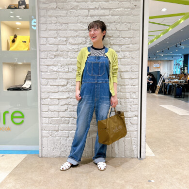 【Healthy denim】今時期にピッタリなサロペット‼️