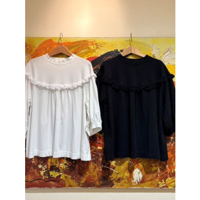LAPIN BROCANTE フリルのカットソー