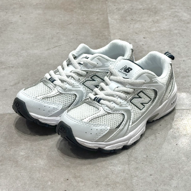 ☆NEW BALANCEキッズ☆大人気！