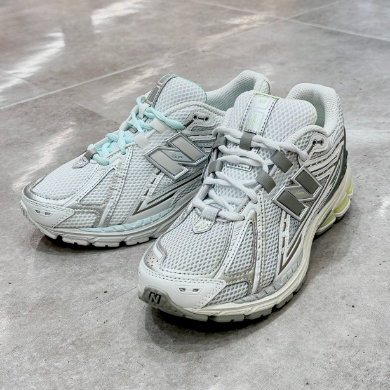 ☆NEW BALANCE 新商品☆