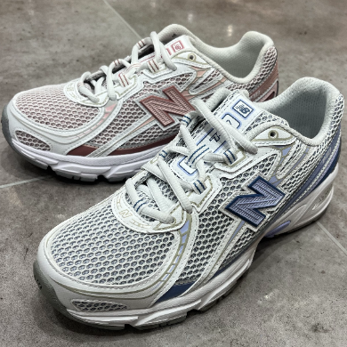 ☆NEW BALANCE☆新商品!