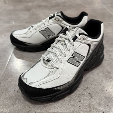 ☆NEW BALANCE☆新商品！