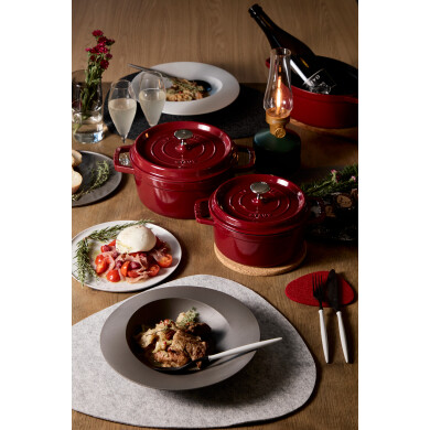 《staub》ココットボルドー