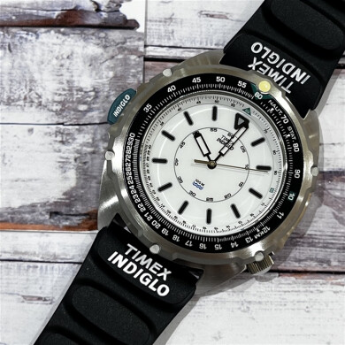 【TIMEX】流行と文化を生み出した90’sカルチャー