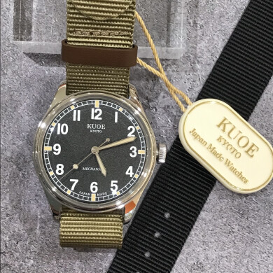 日本製のアンティークデザインウォッチ【KUOE】