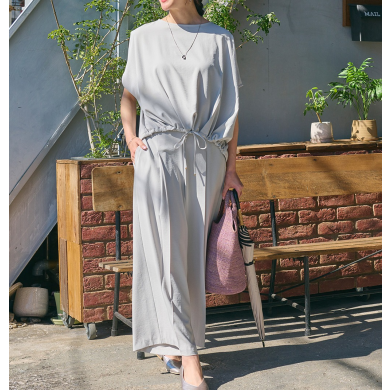 👗機能性と美しさを両立した大人の夏セットアップ👗