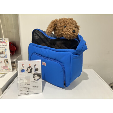 軽量のキャリーバッグ