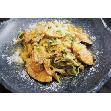 トマトソースパスタ