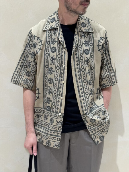 shirt style