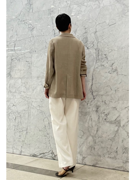 ドンゴロスジャケットキレイめコーデ