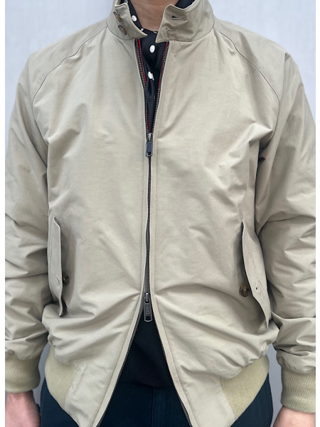 長い歴史を持っているステディセラージャケットBARACUTA G9