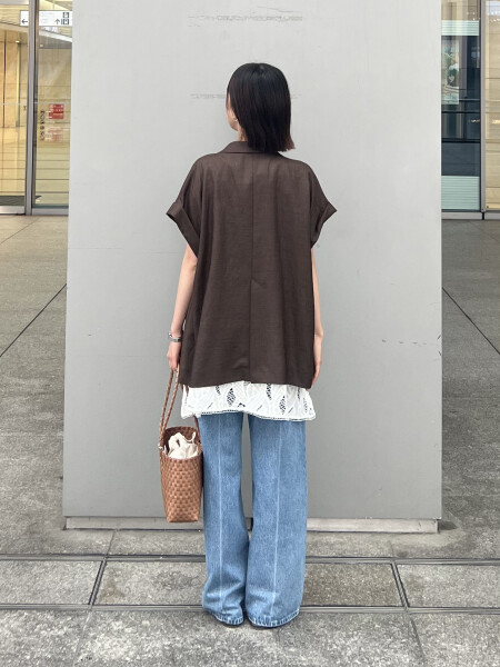 一枚羽織るだけでお洒落見えするジャケット👀