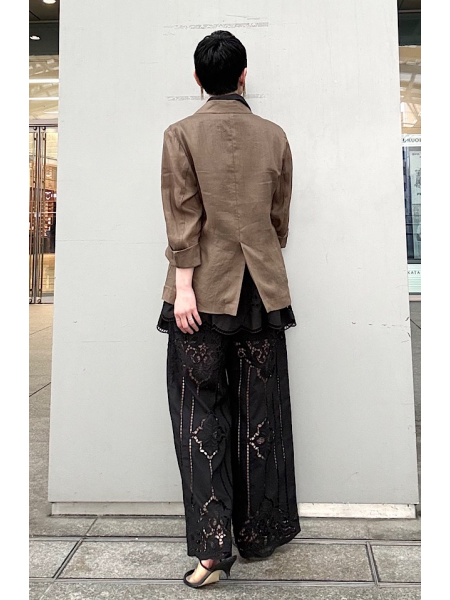 ラミージャケットとレース