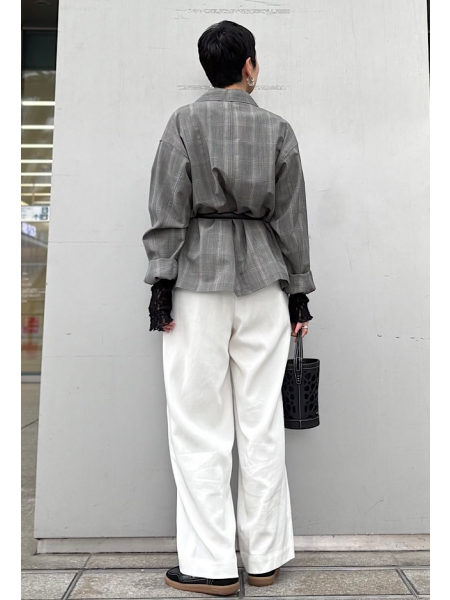 サマーウールでモノトーンコーデ