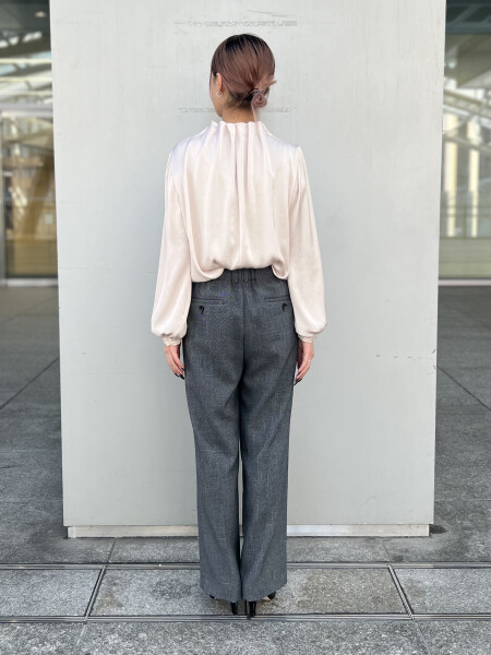 万能サテンブラウス👚