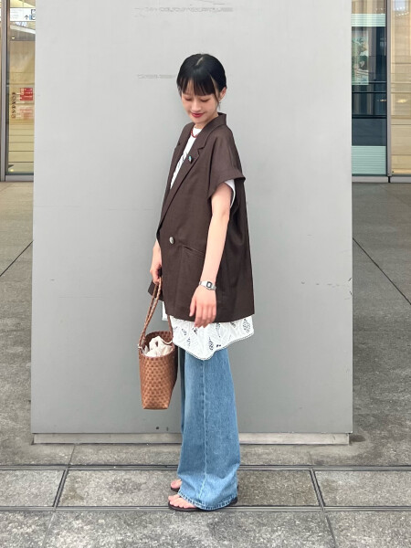 一枚羽織るだけでお洒落見えするジャケット👀