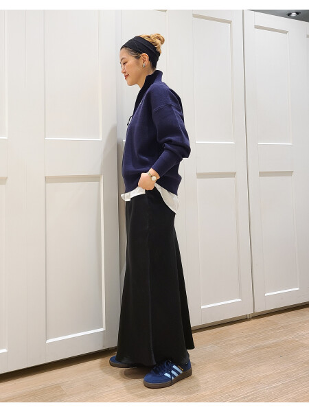 ハーフジップロゴニットプルオーバー