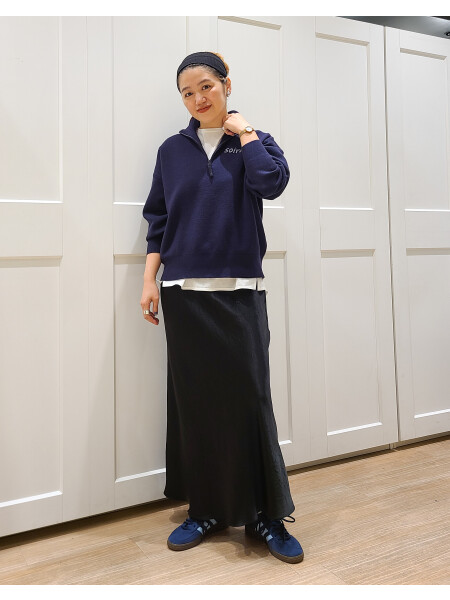 ハーフジップロゴニットプルオーバー